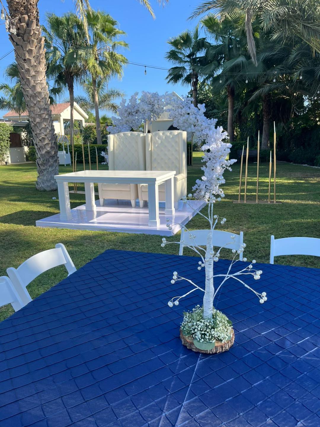 Área de bienvenida decorada para boda